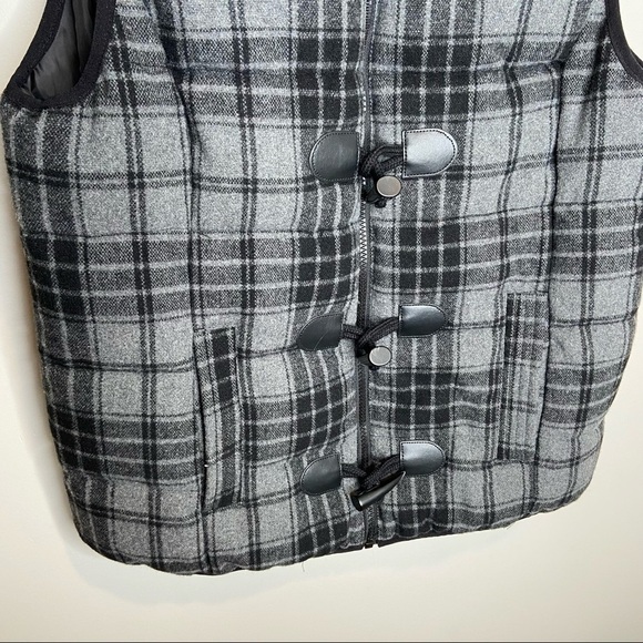 Plaid Toggle Vest‎ Black Gray Sleeveless Puffer Quilted Winter Warm Layering - Picture 3 of 11
